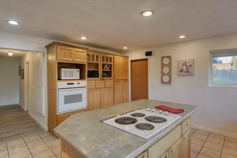 Kitchen - 540 N Pine St, Spangle, WA 99031 photo 5 of 6