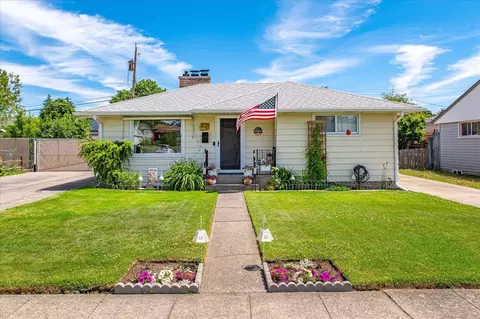 5726 N G St, Spokane, WA 99205