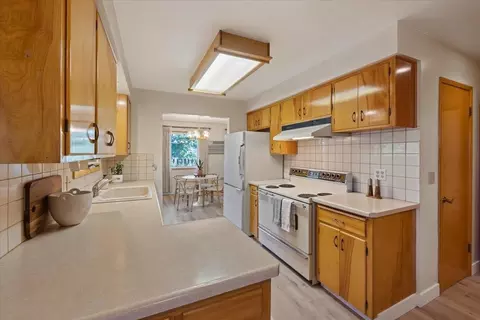 12417 E 20th Ave, Spokane Valley, WA 99216 photo 10