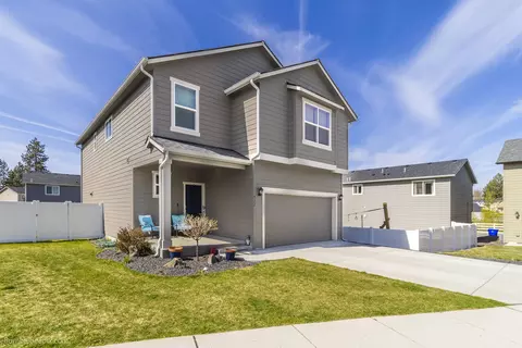 912 E Silver Pine Rd, Colbert, WA 99005