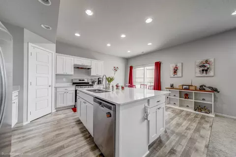 Kitchen - 912 E Silver Pine Rd, Colbert, WA 99005 photo 1 of 6