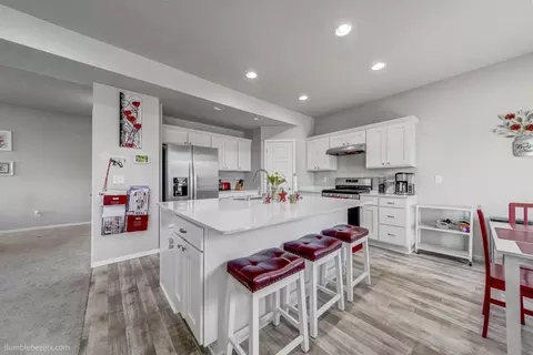Kitchen - 912 E Silver Pine Rd, Colbert, WA 99005 photo 2 of 6