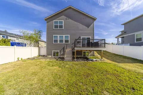Exterior - 912 E Silver Pine Rd, Colbert, WA 99005 photo 8 of 10