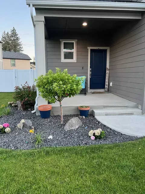 Exterior - 912 E Silver Pine Rd, Colbert, WA 99005 photo 5 of 10
