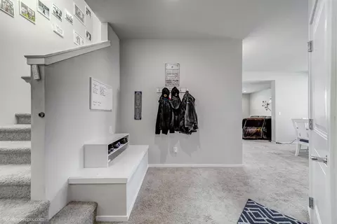 Entry Way - 912 E Silver Pine Rd, Colbert, WA 99005 photo 2 of 4