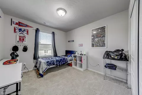 Bedroom - 912 E Silver Pine Rd, Colbert, WA 99005 photo 5 of 5