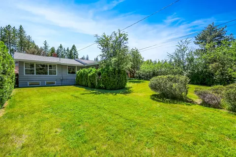 Exterior - 2017 E 35th Ave, Spokane, WA 99203 photo 4 of 5