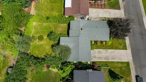 View/Area - 2017 E 35th Ave, Spokane, WA 99203 photo 2 of 6