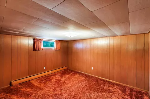Bedroom - 2017 E 35th Ave, Spokane, WA 99203 photo 6 of 7