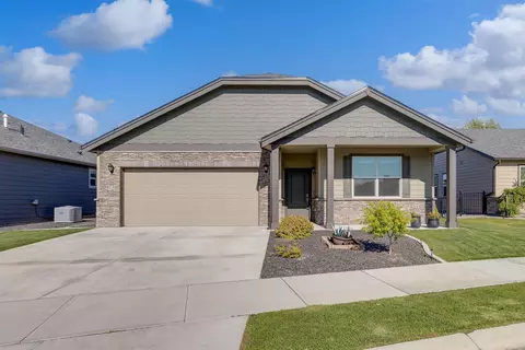 8013 S Fruitvale Ln, Cheney, WA 99004