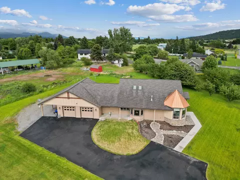 23303 Euclid Ave, Otis Orchards, WA 99027