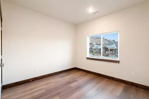 910 E Lakeview Ln, Spokane, WA 99208 photo 34