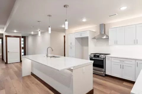 910 E Lakeview Ln, Spokane, WA 99208 photo 8