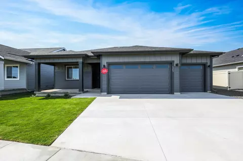 5963 S Sherri Lea Rd, Spokane, WA 99224