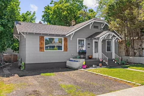 2108 E Rowan Ave, Spokane, WA 99207 photo 2