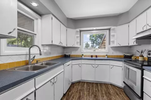 2108 E Rowan Ave, Spokane, WA 99207 photo 9