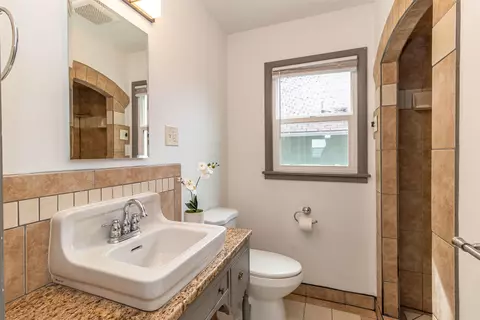 Bath - 1211 E 14th Ave, Spokane, WA 99202 photo 1 of 1