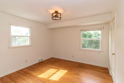 Bedroom - 1211 E 14th Ave, Spokane, WA 99202 photo 3 of 5