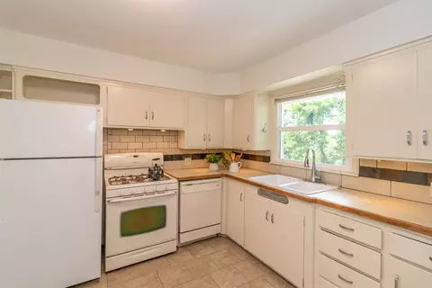 Kitchen - 1211 E 14th Ave, Spokane, WA 99202 photo 1 of 3