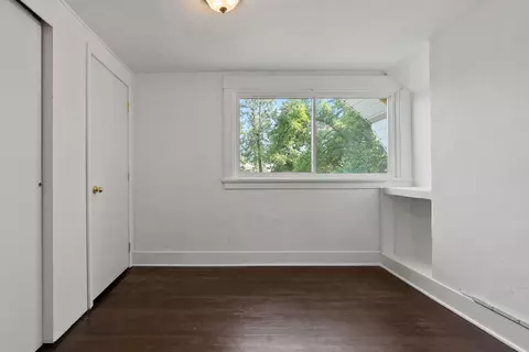 Bedroom - 802 E Olympic Ave, Spokane, WA 99207 photo 3 of 7