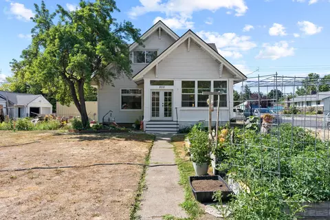 Exterior - 802 E Olympic Ave, Spokane, WA 99207 photo 7 of 10