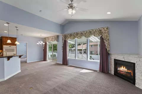 Living - 14326 E 5th Ln, Spokane Valley, WA 99216 photo 2 of 5