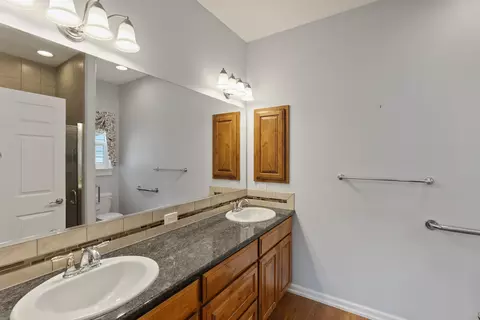 Bath - 14326 E 5th Ln, Spokane Valley, WA 99216 photo 1 of 4