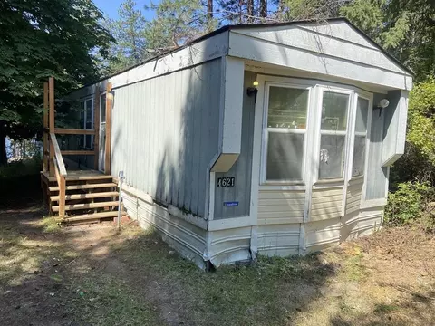 4621 Terrace Rd, Loon Lake, WA 99148