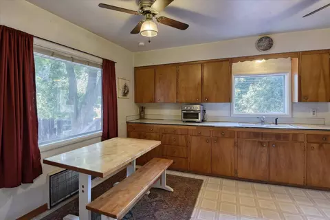 3219 E 15th Ave, Spokane, WA 99223 photo 6