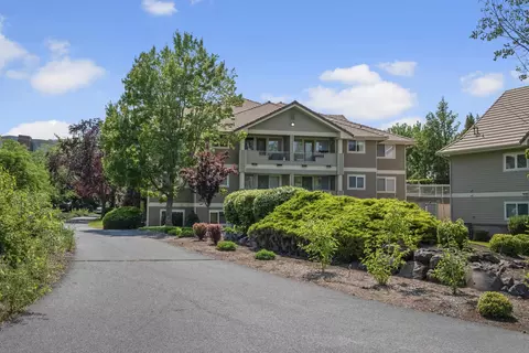 639 N Riverpoint Blvd #J-402, Spokane, WA 99202