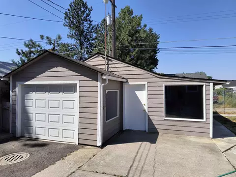 1307 E Dalke Ave, Spokane, WA 99207 photo 2