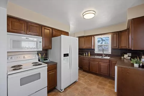 1635 E Olympic Ave, Spokane, WA 99207 photo 17