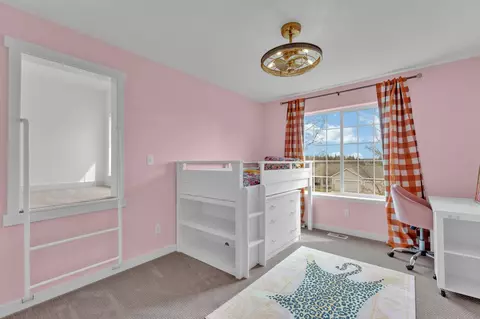 Bedroom - 809 E Ballard Rd, Colbert, WA 99005 photo 4 of 5