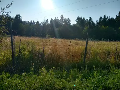 25516 N Orchard Bluff Rd, Chattaroy, WA 99003