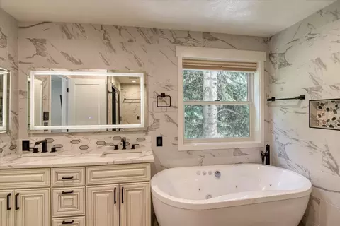1622 E 53rd Ave, Spokane, WA 99223 photo 24