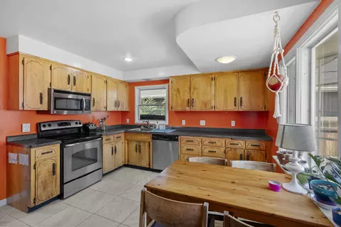 2211 E Sharp Ave, Spokane, WA 99202 photo 6