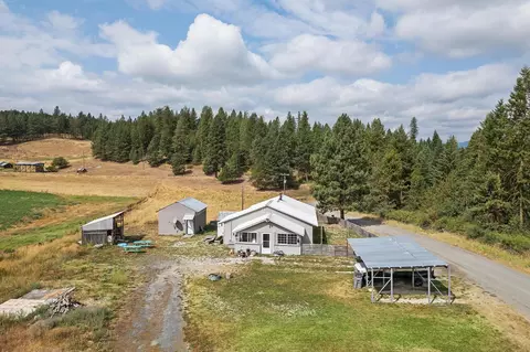 4402 Skands Rd, Valley, WA 99181