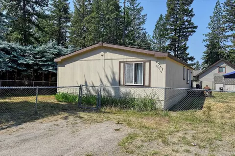 4588 Julius Rd, Loon Lake, WA 99148