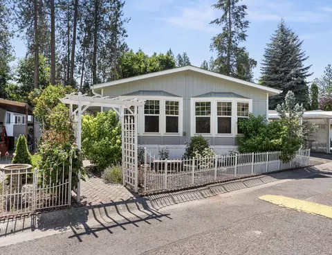 3231 W Boone Ave #36, Spokane, WA 99201
