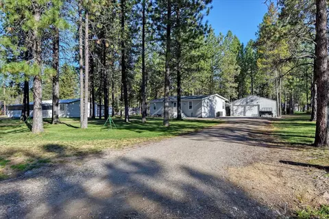 4098 Meadowlark Ln, Loon Lake, WA 99148
