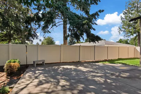 Exterior - 11022 E Maxwell Ave, Spokane Valley, WA 99206 photo 6 of 11