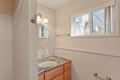 Bath - 11022 E Maxwell Ave, Spokane Valley, WA 99206 photo 1 of 1