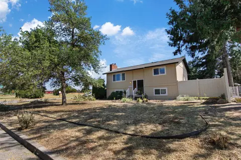 Exterior - 11022 E Maxwell Ave, Spokane Valley, WA 99206 photo 3 of 11