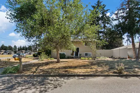 Exterior - 11022 E Maxwell Ave, Spokane Valley, WA 99206 photo 2 of 11