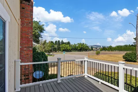 Exterior - 11022 E Maxwell Ave, Spokane Valley, WA 99206 photo 4 of 11