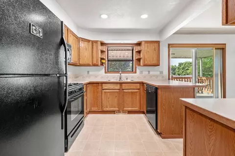 2112 E Carlson Ct, Spokane, WA 99208 photo 8