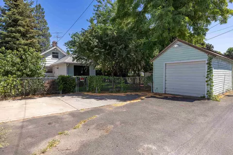 5003 N Wall St, Spokane, WA 99205