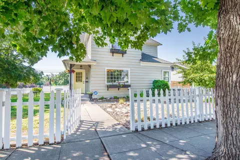 903 W Chelan Ave, Spokane, WA 99205