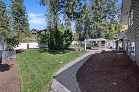 Exterior - 2305 E 34th Ave, Spokane, WA 99223 photo 10 of 11