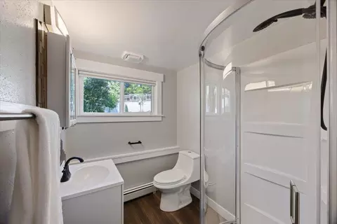 Bath - 2305 E 34th Ave, Spokane, WA 99223 photo 5 of 5